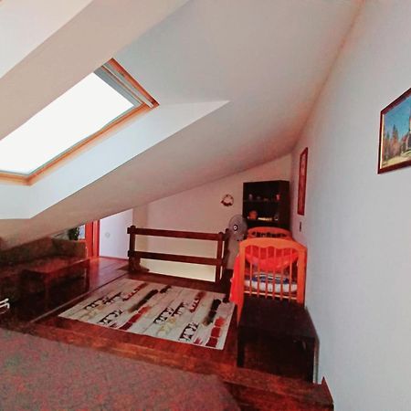 Lovely Central Apartment Brasov Luaran gambar
