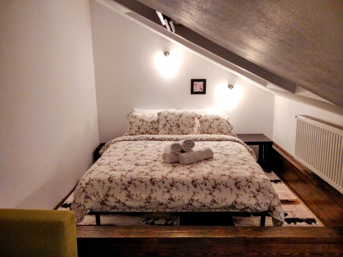 Lovely Central Apartment Brasov Luaran gambar
