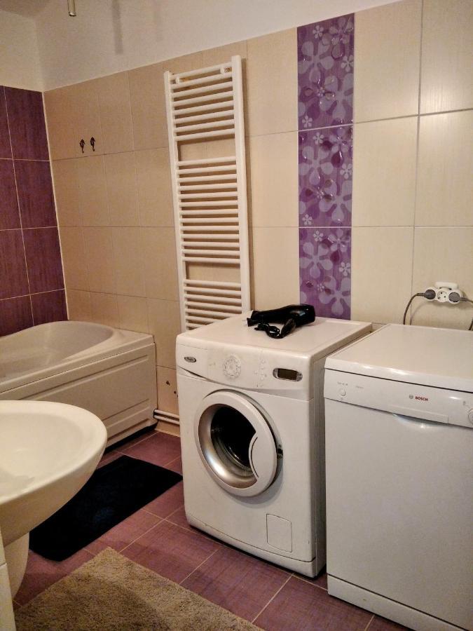 Lovely Central Apartment Brasov Luaran gambar